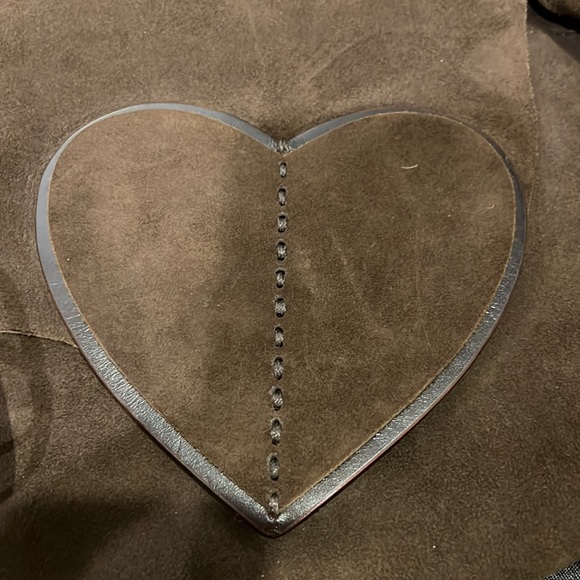 Gucci bag , used , like new . - Picture 2 of 5